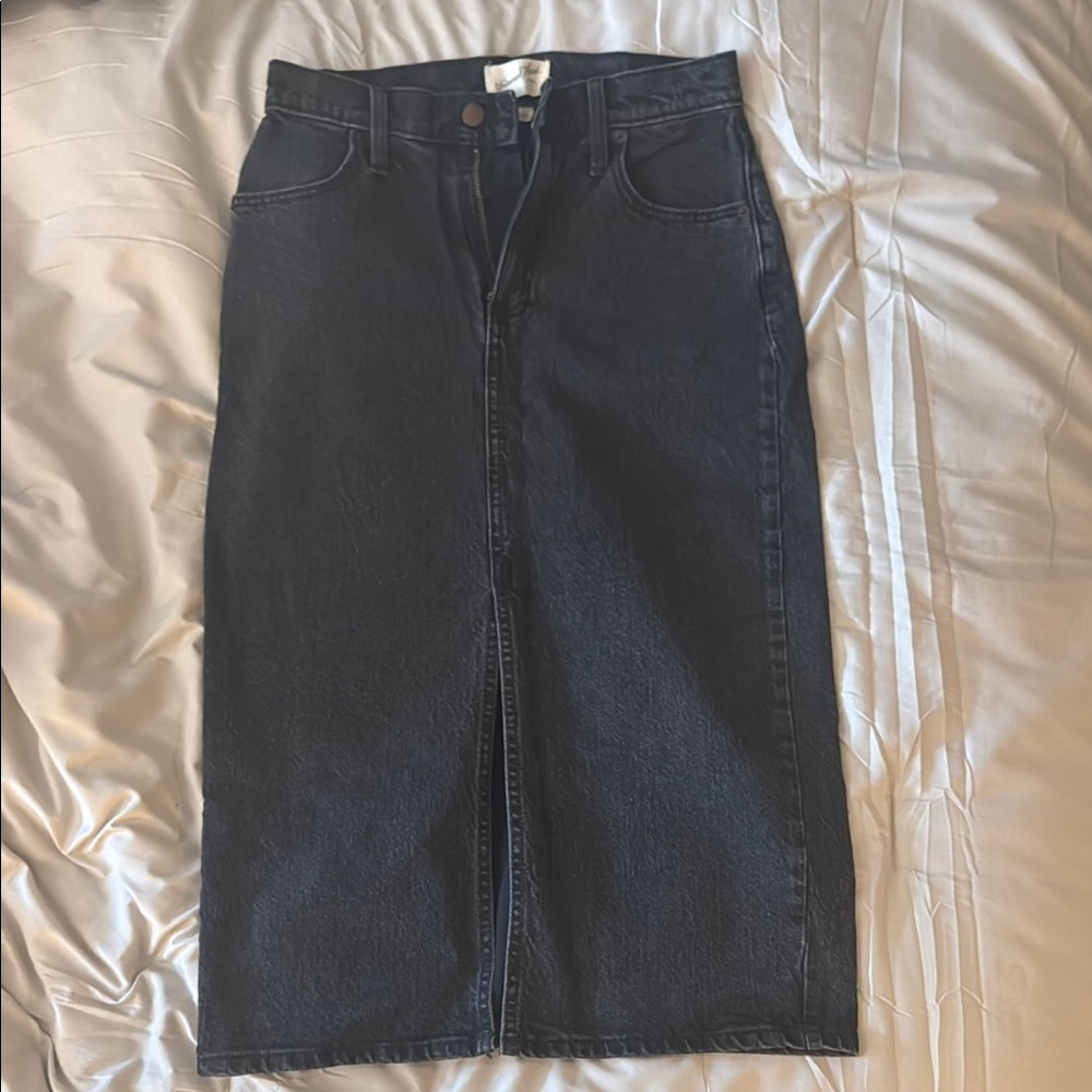 Universal Thread Black Denim Midi Skirt